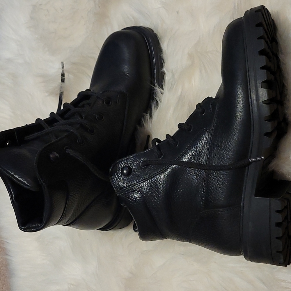 L.L. Bean Black Leather Lace-Up Ankle Boots